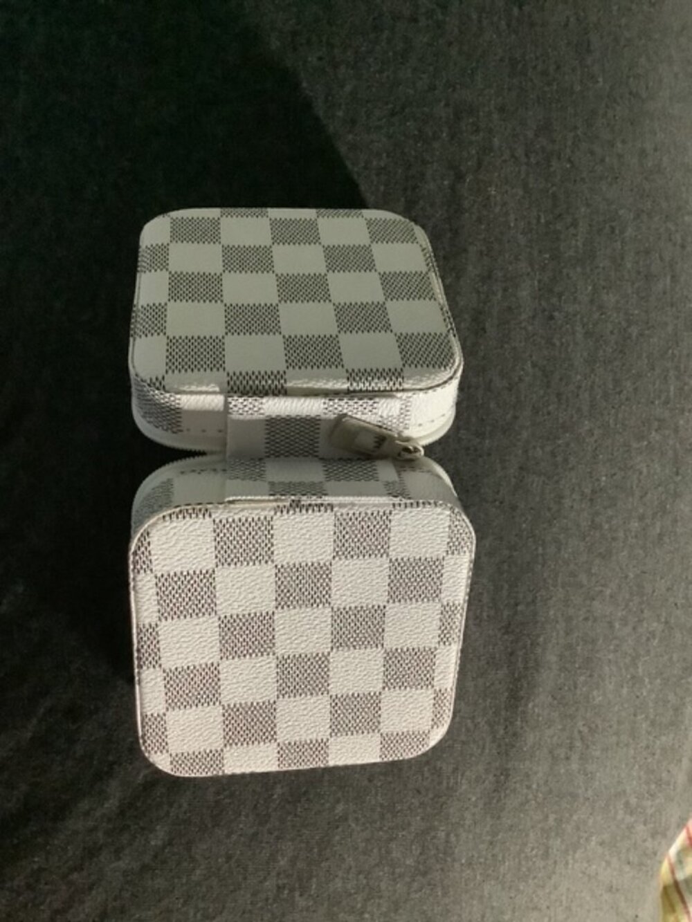 NEW- Travel Jewelry Box with Zipper. Designer Inspired - Picture 4 of 4